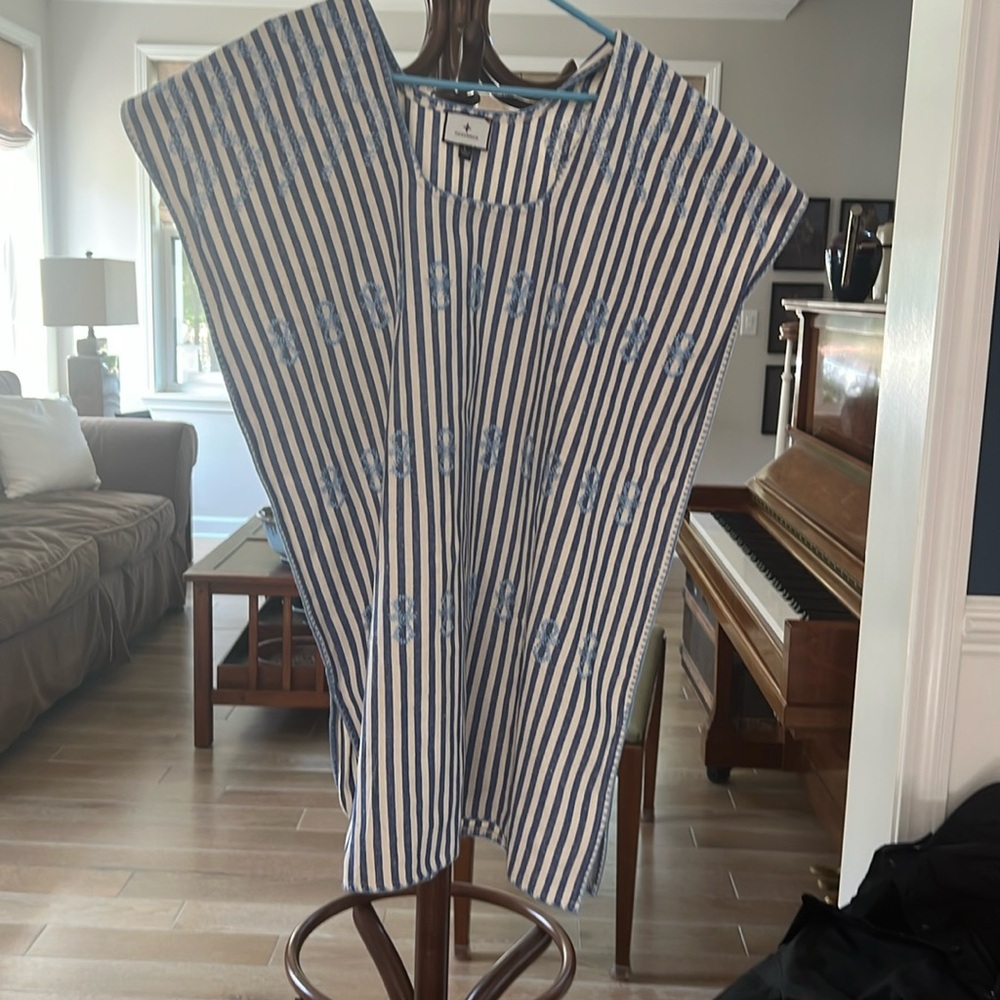 Tuckernuck Sullivan Embroidered Canvas Caftan sz L Blue Stripe Mini Swim Cover